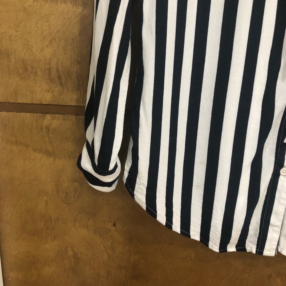 Striped Blouse ππβ - Picture 3 of 5